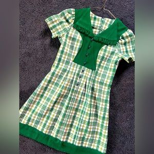 Vintage green plaid kids dress